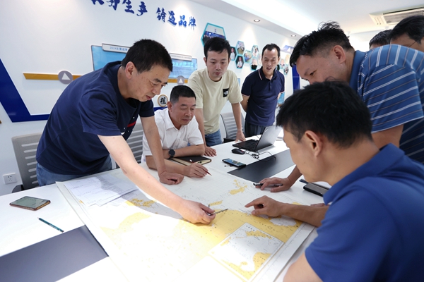 寧波海運華開明技能大師工作室研究分析。陸瑩攝_副本.jpg